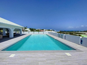 Villa Atypik, Orient bay walkable with super sized private pool